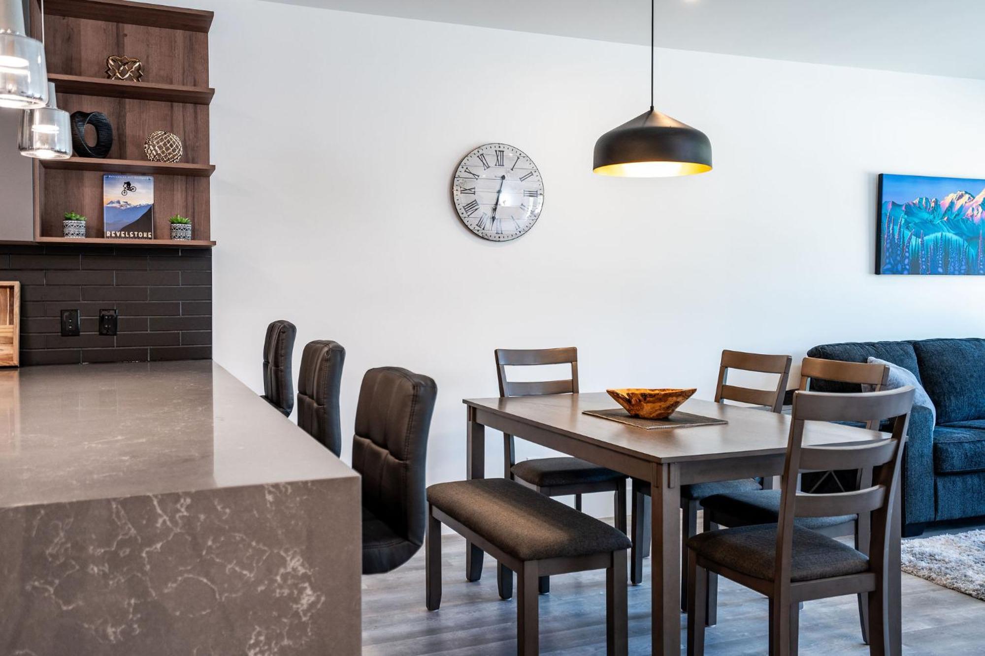 Alpine Haven By Revelstoke Vacations Apartment Ngoại thất bức ảnh