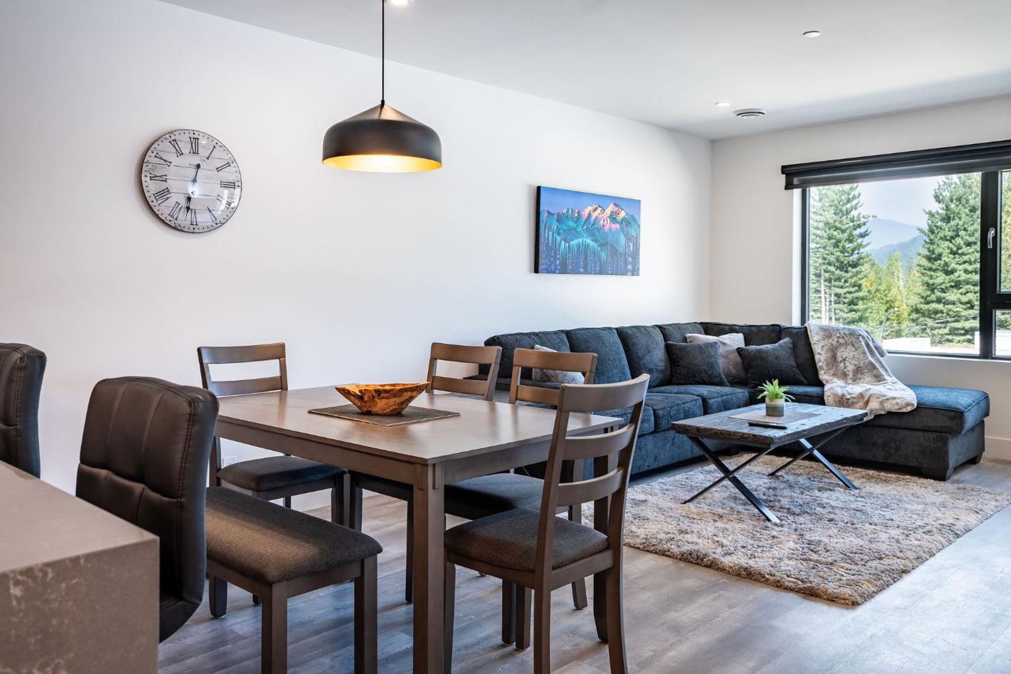 Alpine Haven By Revelstoke Vacations Apartment Ngoại thất bức ảnh