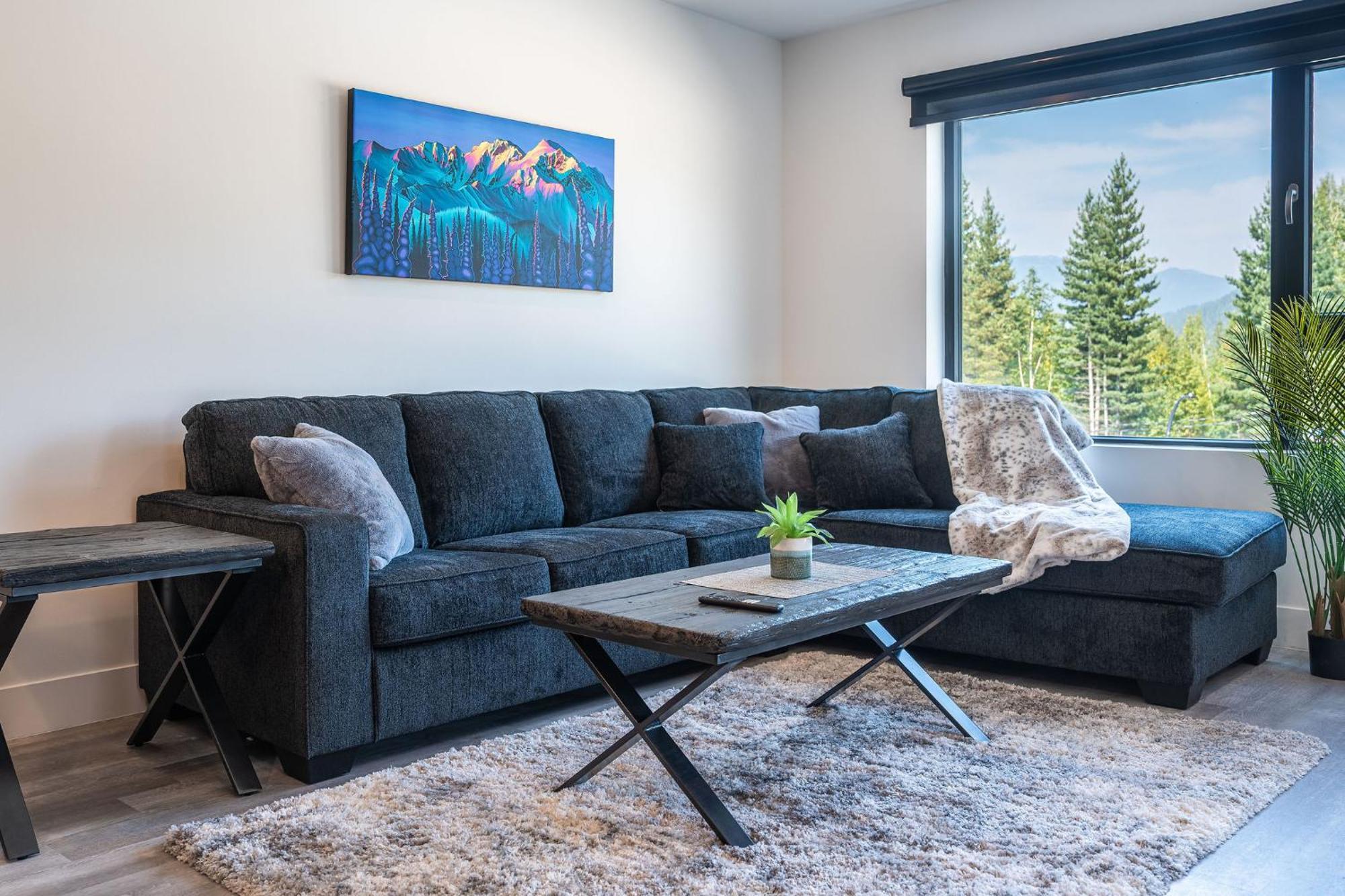 Alpine Haven By Revelstoke Vacations Apartment Ngoại thất bức ảnh