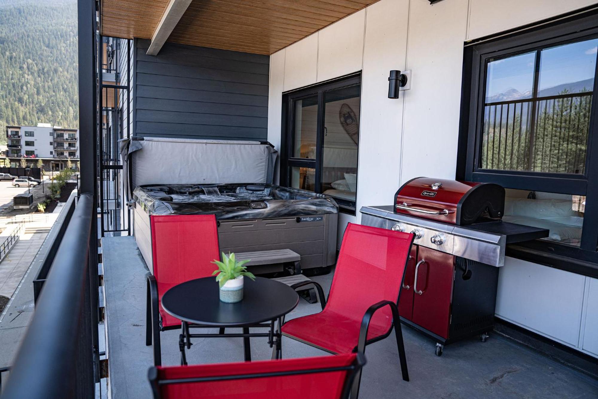 Alpine Haven By Revelstoke Vacations Apartment Ngoại thất bức ảnh