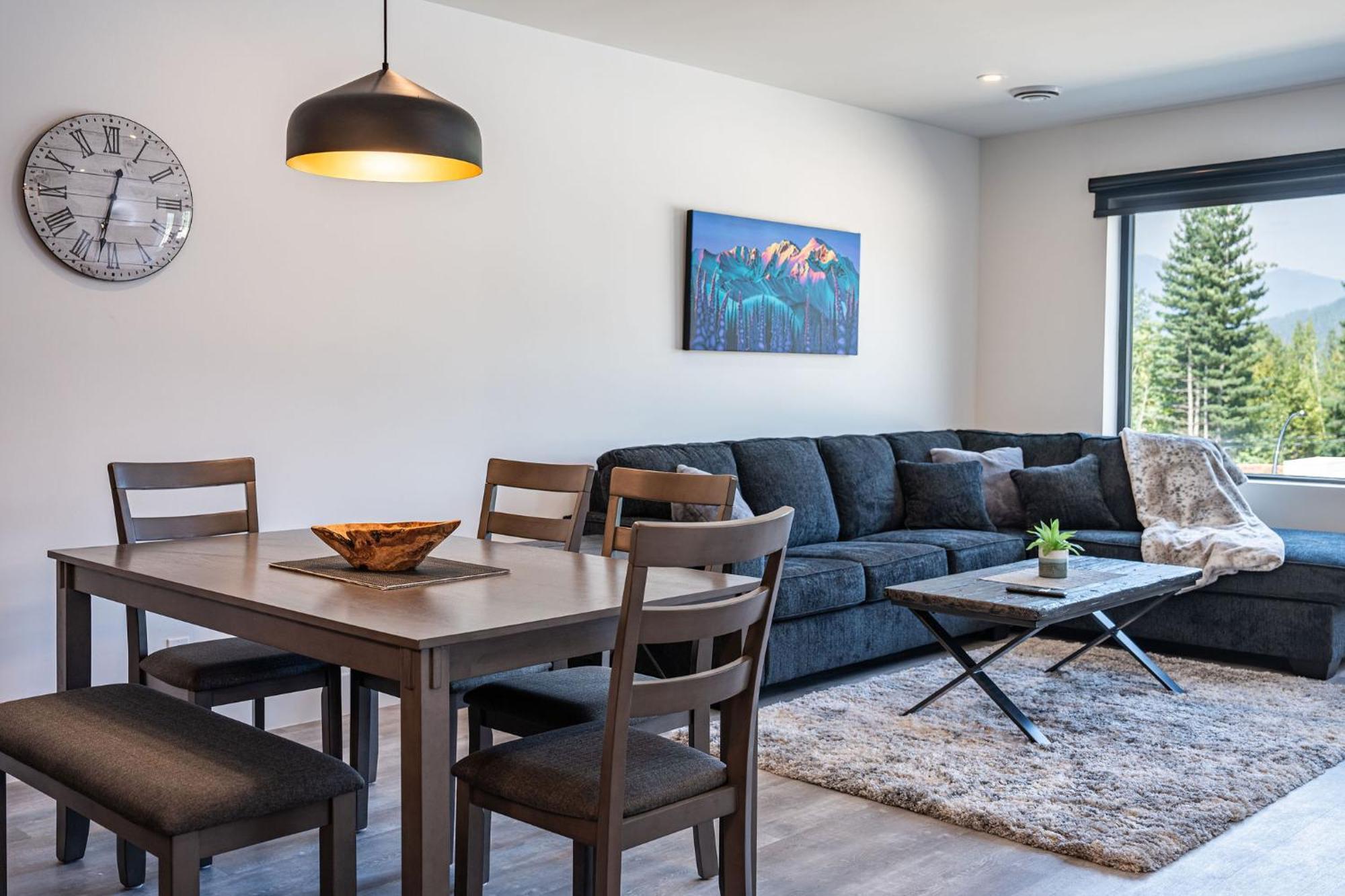 Alpine Haven By Revelstoke Vacations Apartment Ngoại thất bức ảnh